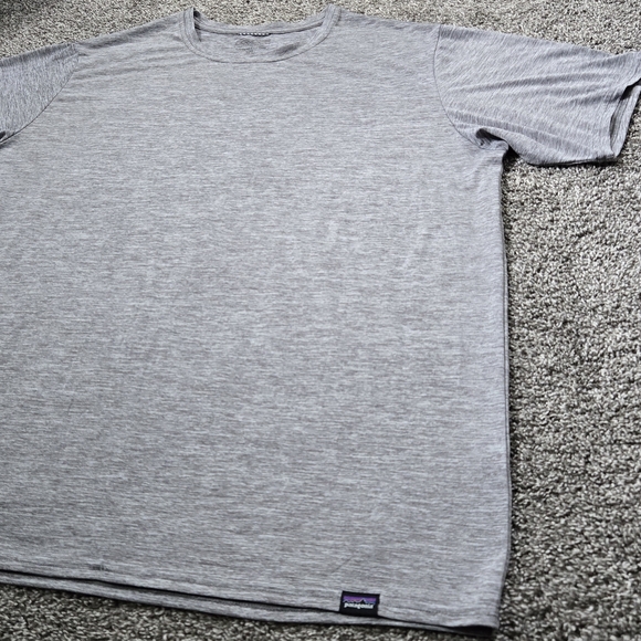 LIKE NEW Patagonia Men's Capilene® Cool Daily Shirt - Picture 4 of 9